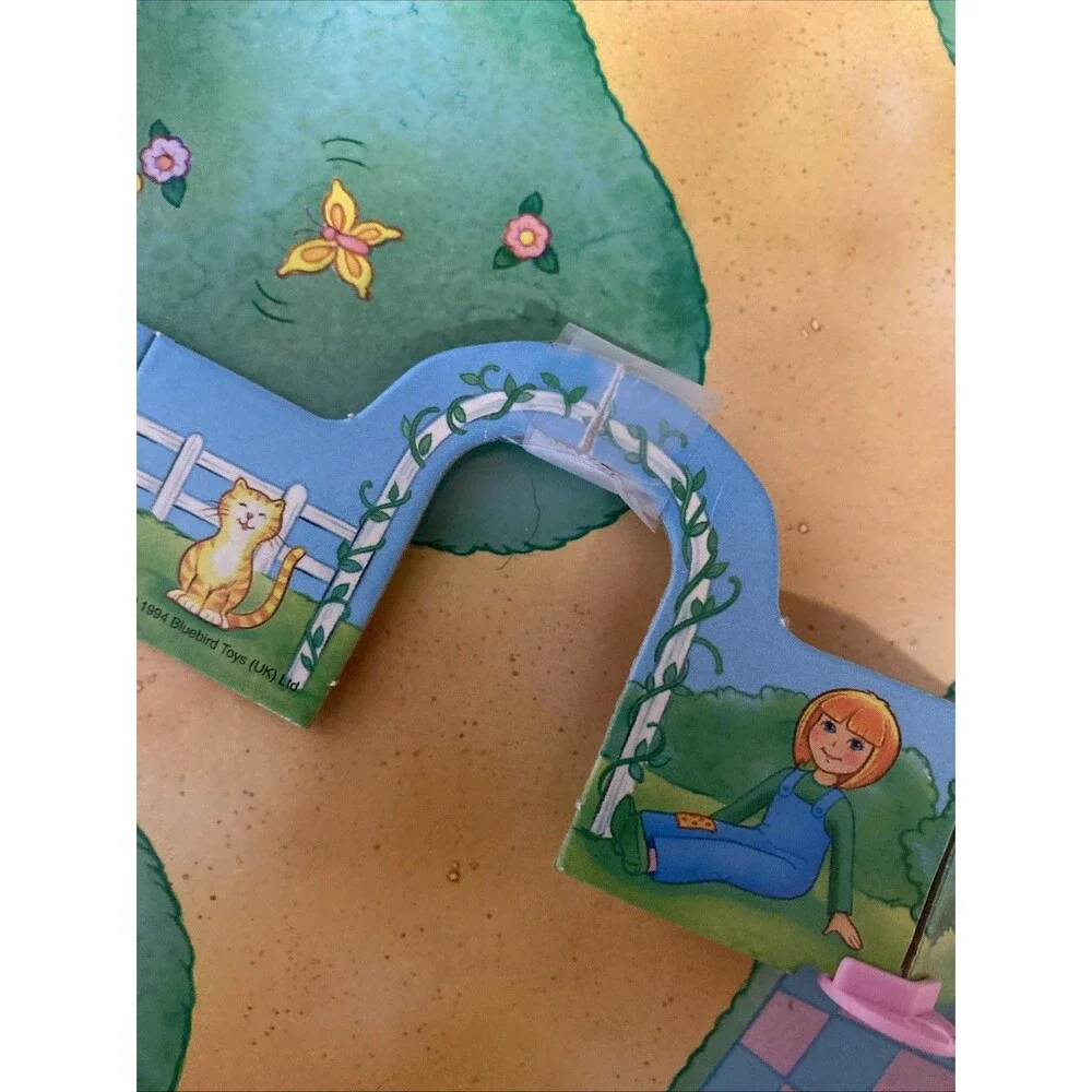 Vintage Polly Pocket Doll Party Board Game RoseArt 1994, Incomplete